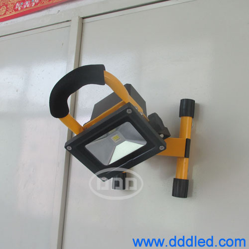 led rechargeable flood light